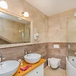 Boban Deluxe Apartmán