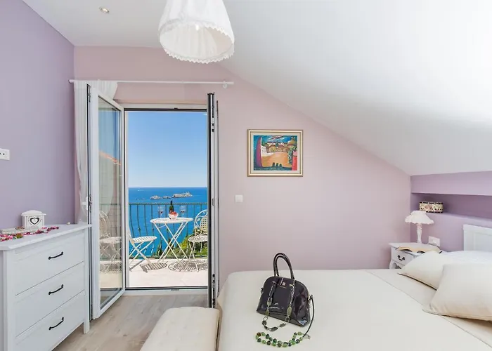 Boban Deluxe Lägenhet