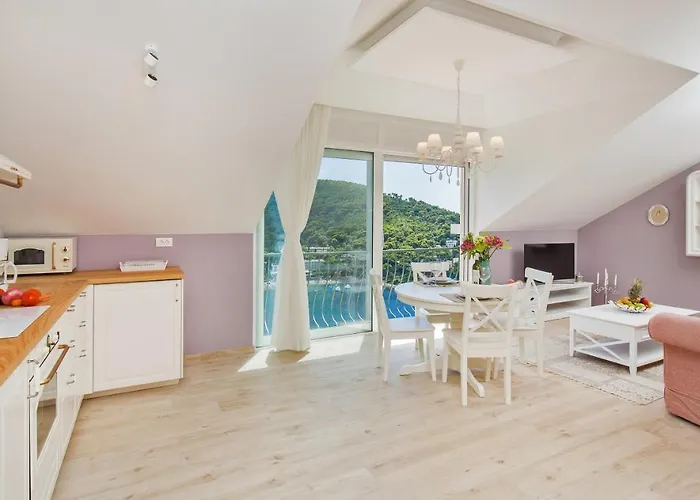 Boban Deluxe Lägenhet *